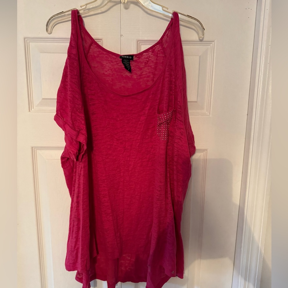 Torrid Plus Cold Shoulder Sparkle Shirt - size 4 - 26/28
